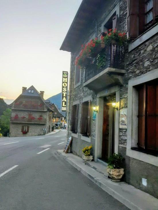 Alojamiento Rural Ostau Era Nheuada Aubert Экстерьер фото